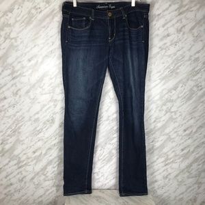 👻American Eagle Skinny Jeans Medium Wash 8 L 🐝